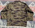 画像3: 60’s〜Vietnam Tiger Stripe Shirt US-M (Late War Lightweight)