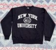 画像1: 90’s USA 黒ボディ Champion NYU Sweat Shirt (1)