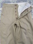 画像4: 40’s ARMY M1945 Cotton Khaki Chino Trousers (両シームダブルステッチ)