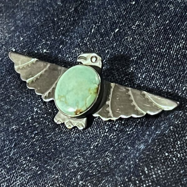 画像2: OLD Vintage Native American Thunderbird   Silver / Turquoise Brooch (2)