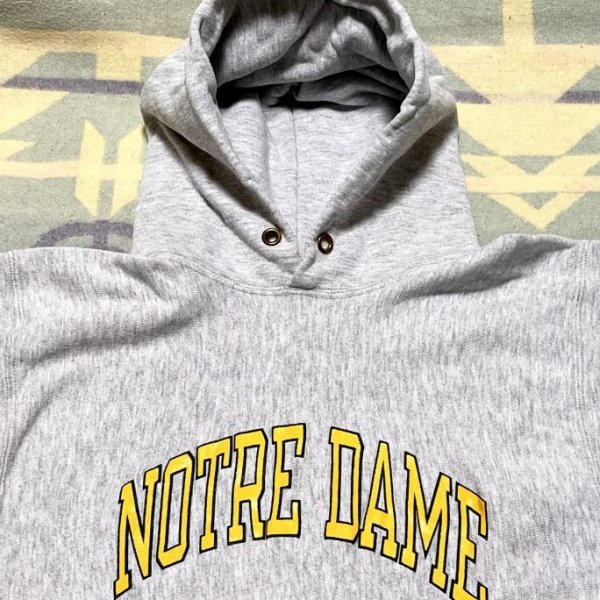 画像2: 90’s Champion "Notre Dame"Reverse Weave Hoodie (2)