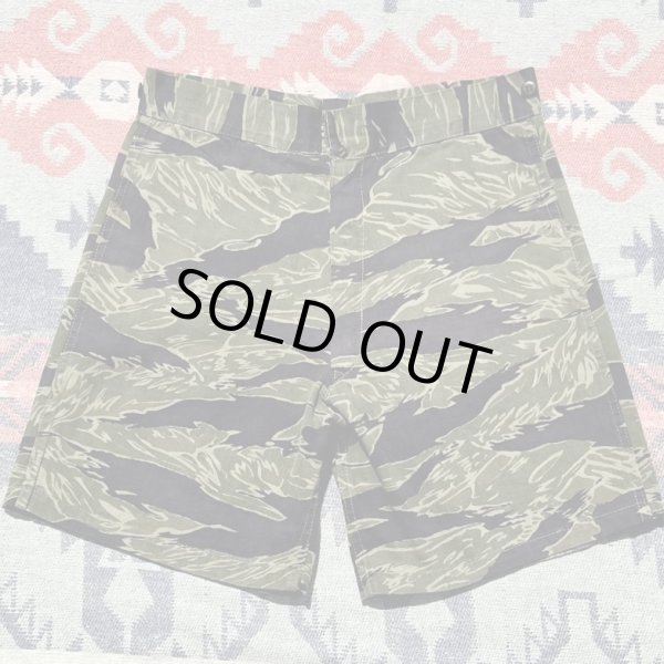 画像1: 60’s~Vietnam War Tiger Stripe Shorts (1)