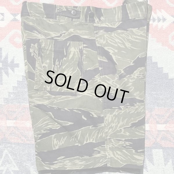 画像2: 60’s~Vietnam War Tiger Stripe Shorts (2)