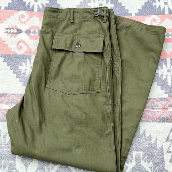 画像1: 64’ ARMY OG-107(初期型 移行期モデル)Sateen Utility Trousers 42x33 (1)