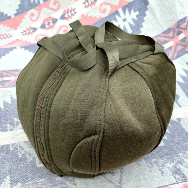 画像1: 1960’s USN "Bowling Ball"Helmet Bag MIL-C-19666A (WEP) (1)