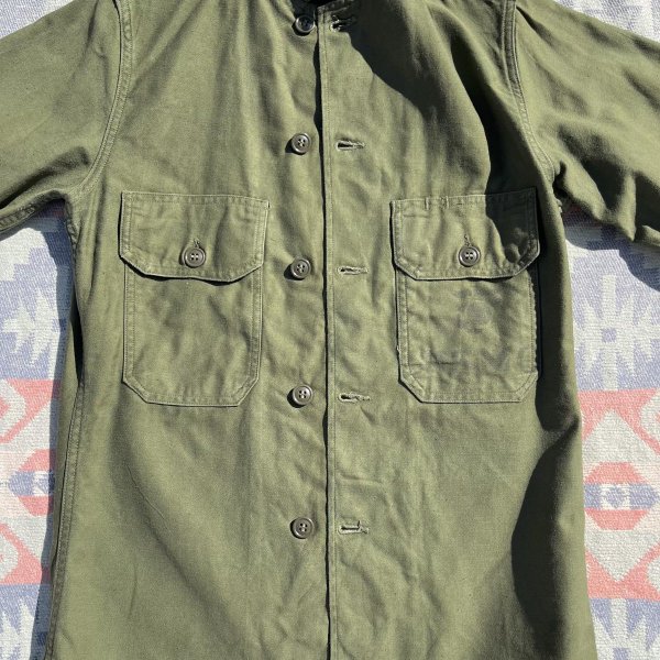 画像9: 64’ OG-107 Cotton Sateen Utility Shirt Transition 2nd Model 「USMC Ver.」 (9)